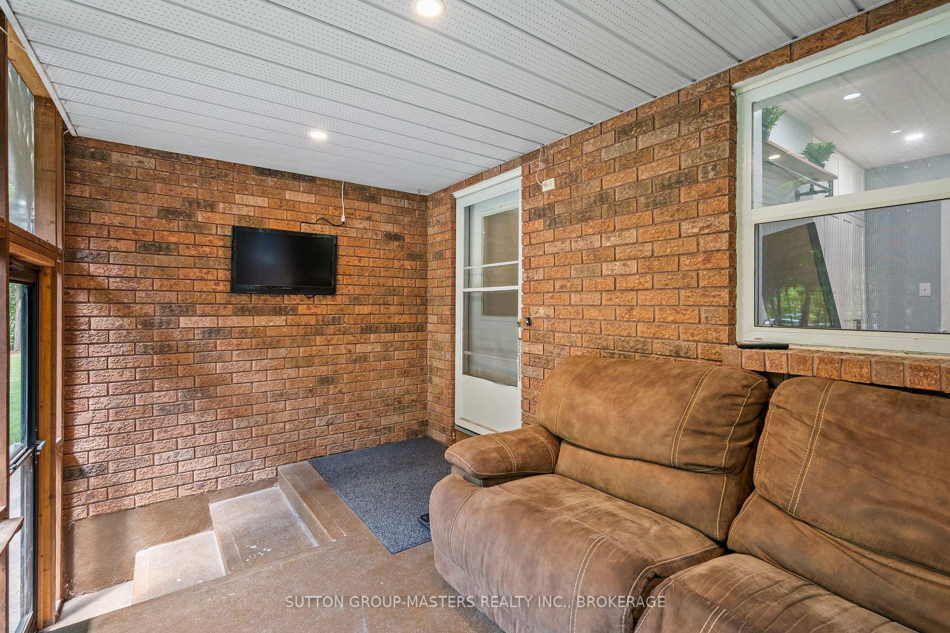 Photo 11 of 1832 Morrison Road, Frontenac, Frontenac South — HOMEH