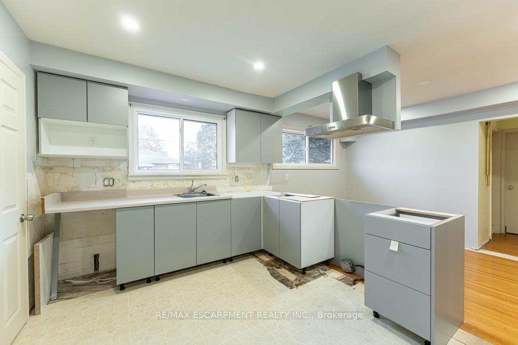Photo 8 of 155 Wise Court, Hamilton, Huntington — HOMEH