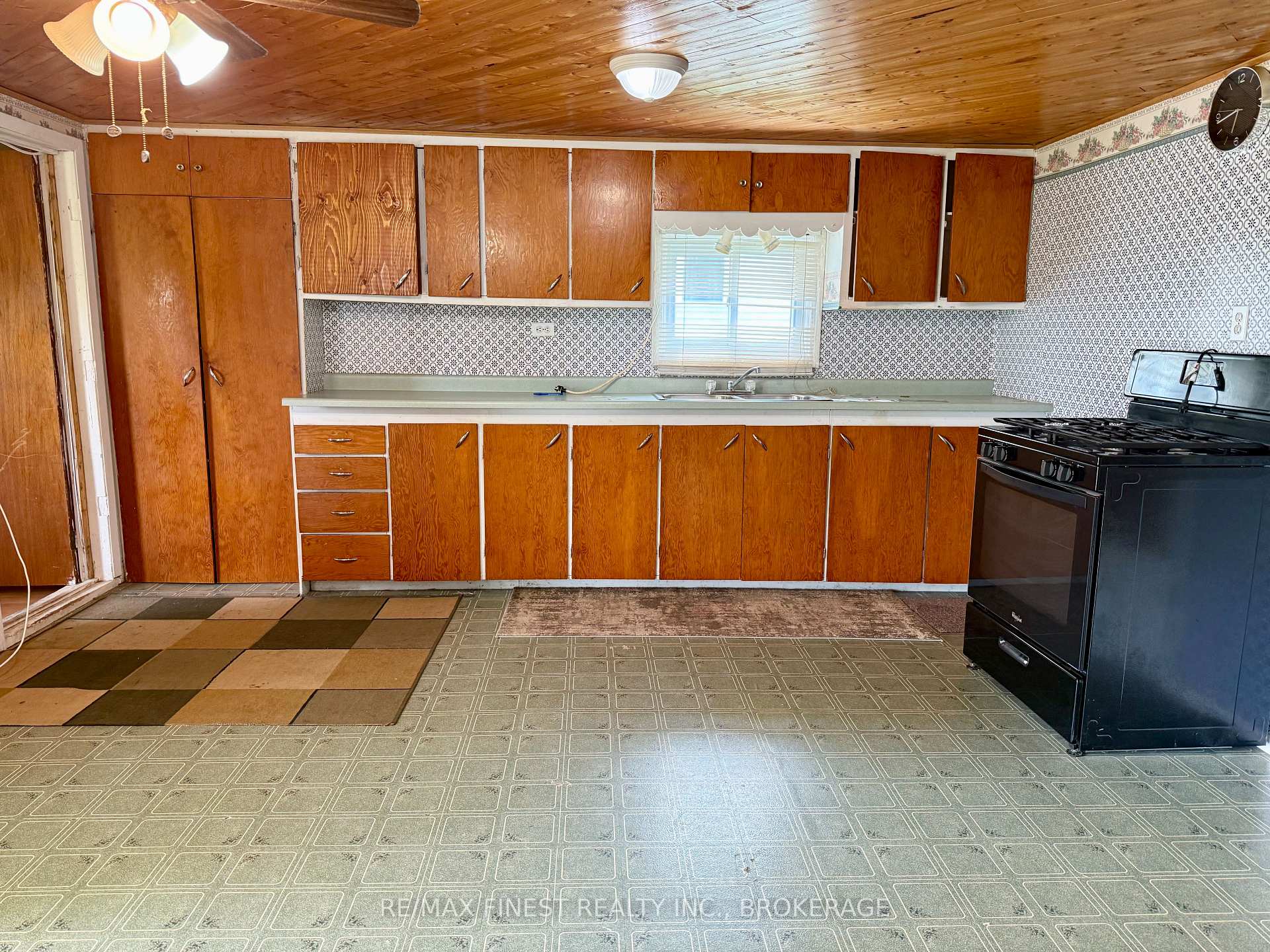 Photo 5 of 159 University Avenue, Belleville, Belleville Ward — HOMEH