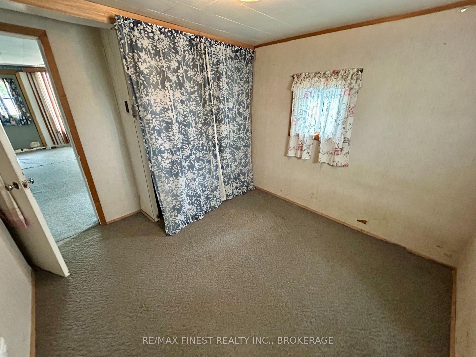 Photo 12 of 159 University Avenue, Belleville, Belleville Ward — HOMEH