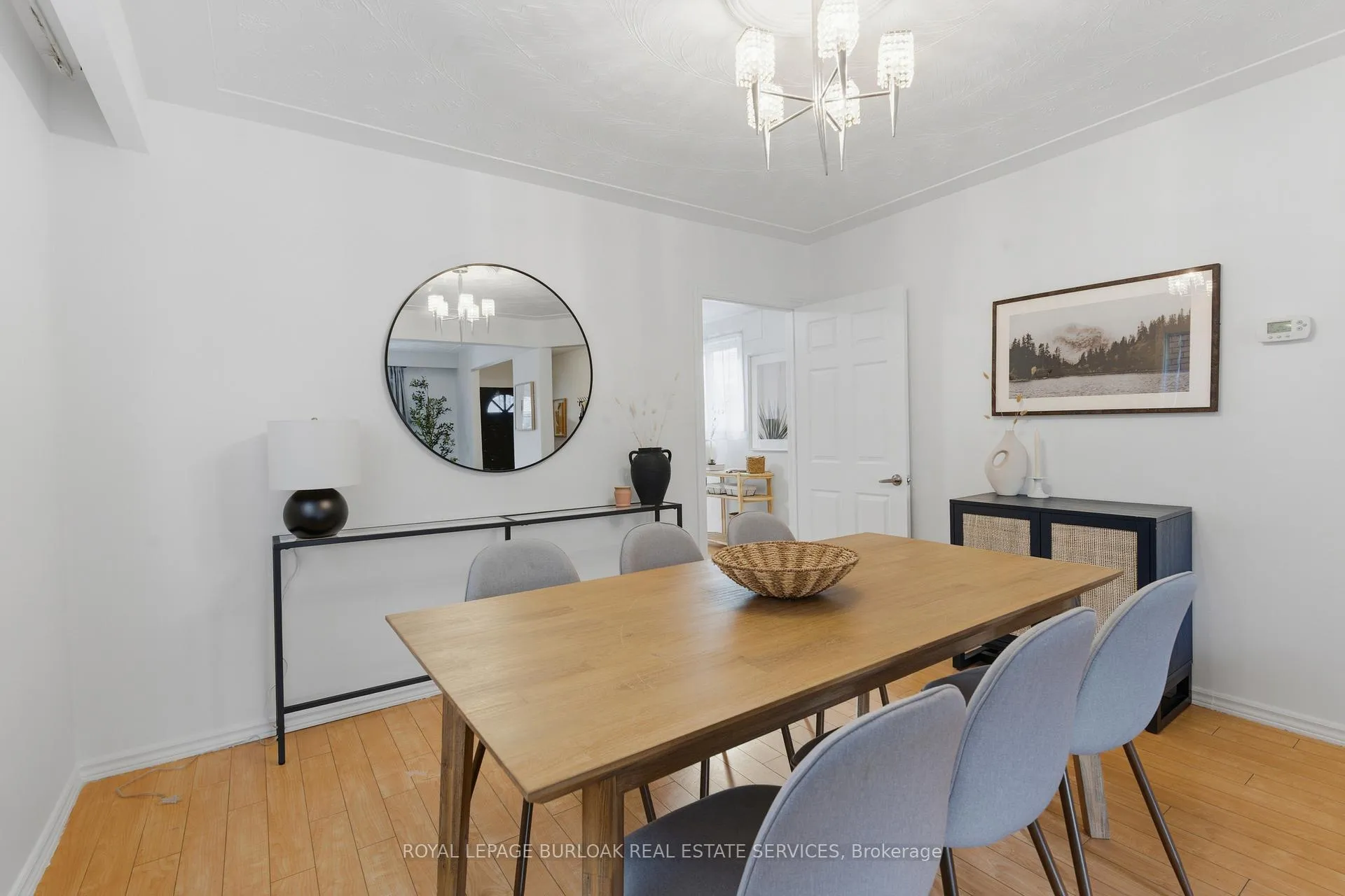 Photo 7 of 70 Rosemont Avenue, Hamilton, Stipley — HOMEH