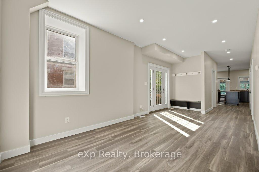 Photo 8 of 53 College Avenue W, Guelph, Dovercliffe Park/Old University — HOMEH