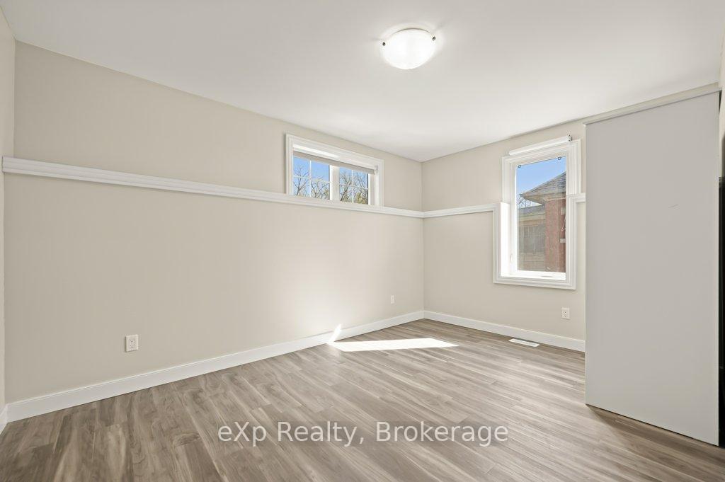 Photo 25 of 53 College Avenue W, Guelph, Dovercliffe Park/Old University — HOMEH