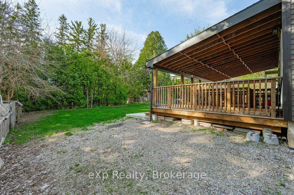 Photo 38 of 53 College Avenue W, Guelph, Dovercliffe Park/Old University — HOMEH