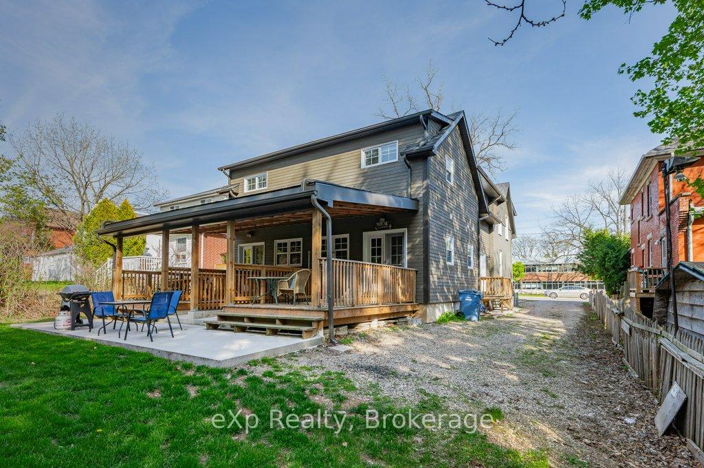Photo 43 of 53 College Avenue W, Guelph, Dovercliffe Park/Old University — HOMEH
