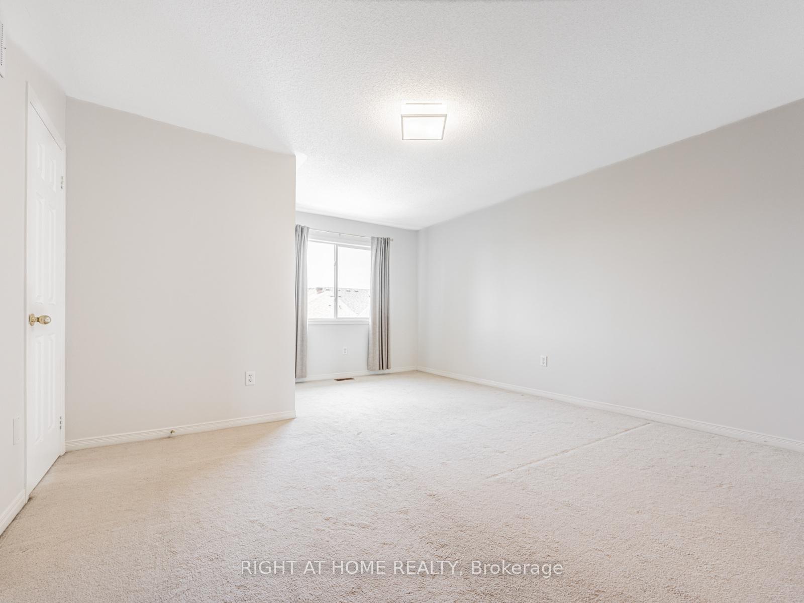 Photo 20 of 6 Martell Gate, Aurora, Bayview Northeast — HOMEH