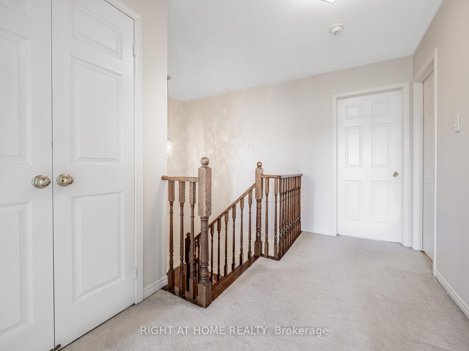 Photo 25 of 6 Martell Gate, Aurora, Bayview Northeast — HOMEH