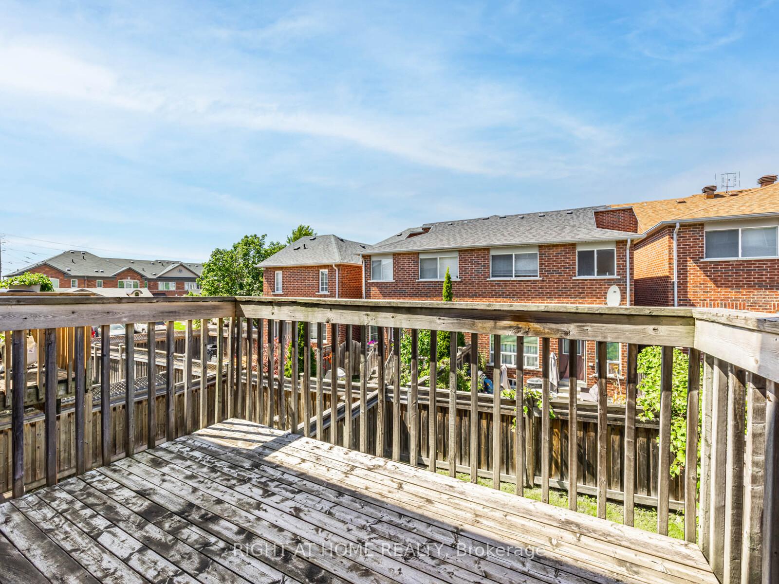 Photo 27 of 6 Martell Gate, Aurora, Bayview Northeast — HOMEH