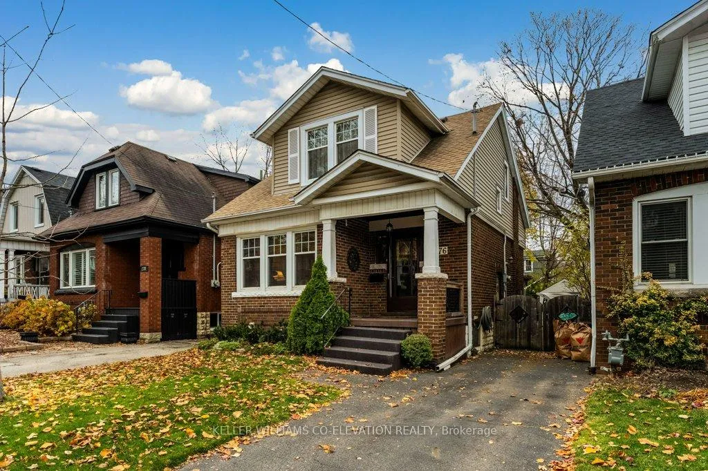 Photo 2 of 276 Graham Avenue S, Hamilton, Delta — HOMEH