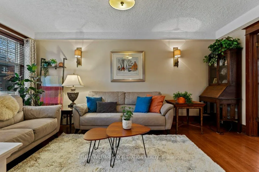 Photo 8 of 276 Graham Avenue S, Hamilton, Delta — HOMEH