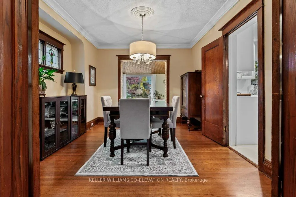Photo 12 of 276 Graham Avenue S, Hamilton, Delta — HOMEH