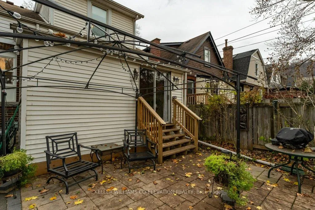 Photo 40 of 276 Graham Avenue S, Hamilton, Delta — HOMEH