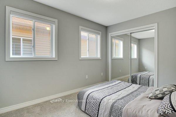 Photo 7 of 59 John Brabson Crescent, Guelph, Kortright East — HOMEH
