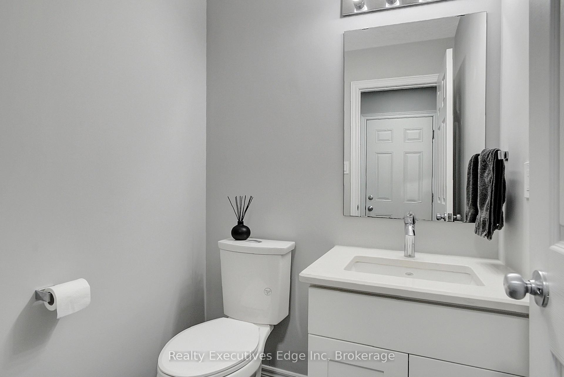 Photo 14 of 59 John Brabson Crescent, Guelph, Kortright East — HOMEH