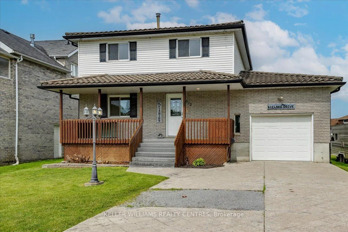 Front of 612 Lake Drive S