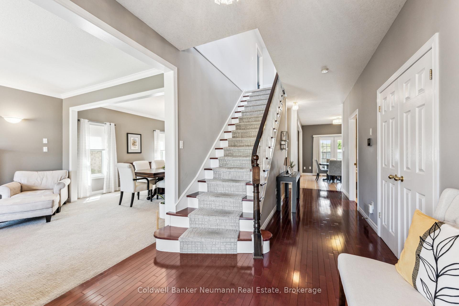 Photo 21 of 29 Lois Lane, Guelph, Willow West/Sugarbush/West Acres — HOMEH