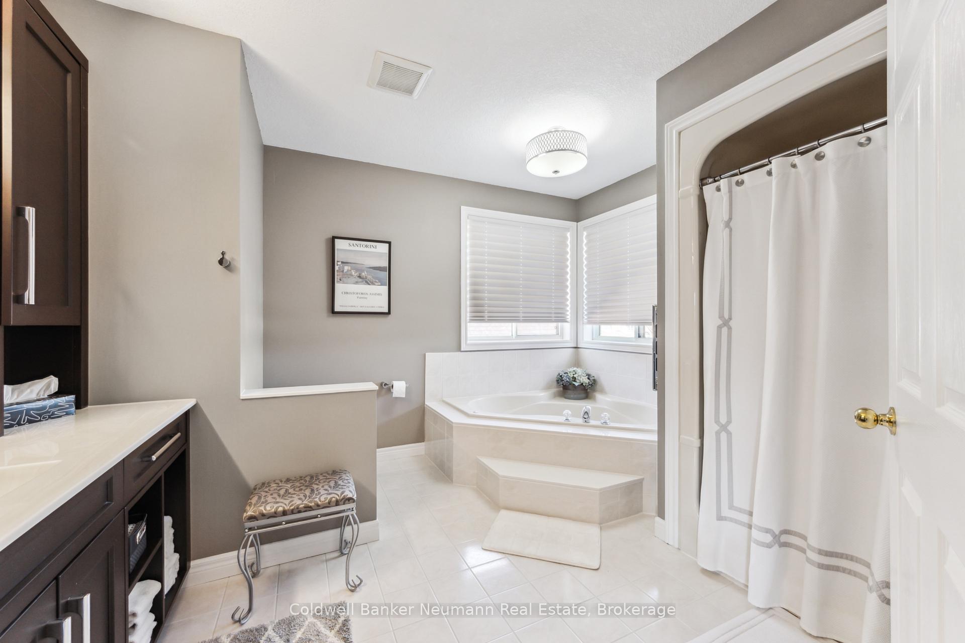 Photo 25 of 29 Lois Lane, Guelph, Willow West/Sugarbush/West Acres — HOMEH