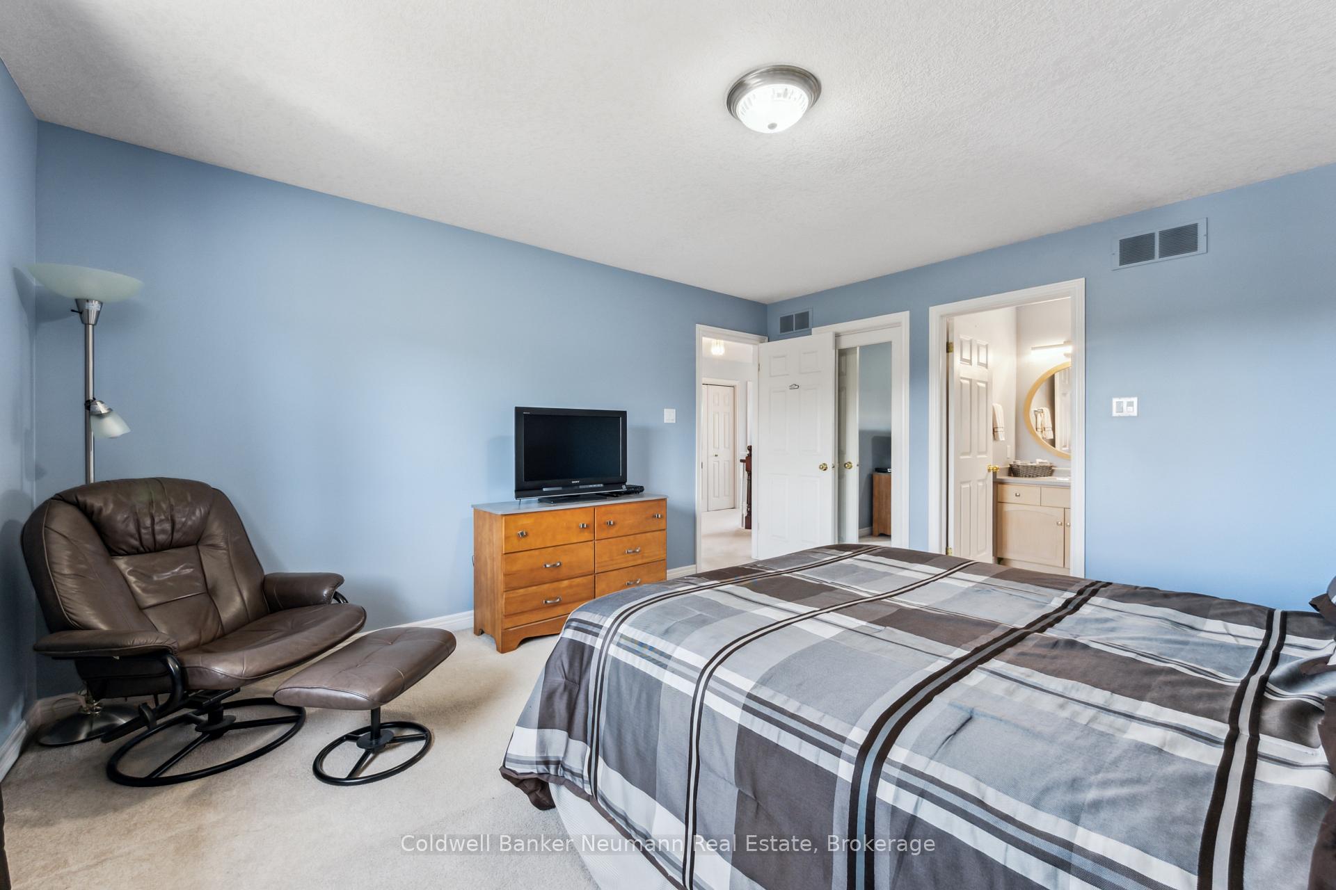 Photo 26 of 29 Lois Lane, Guelph, Willow West/Sugarbush/West Acres — HOMEH