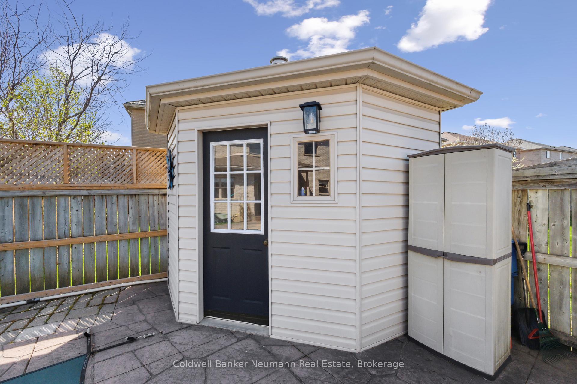 Photo 44 of 29 Lois Lane, Guelph, Willow West/Sugarbush/West Acres — HOMEH