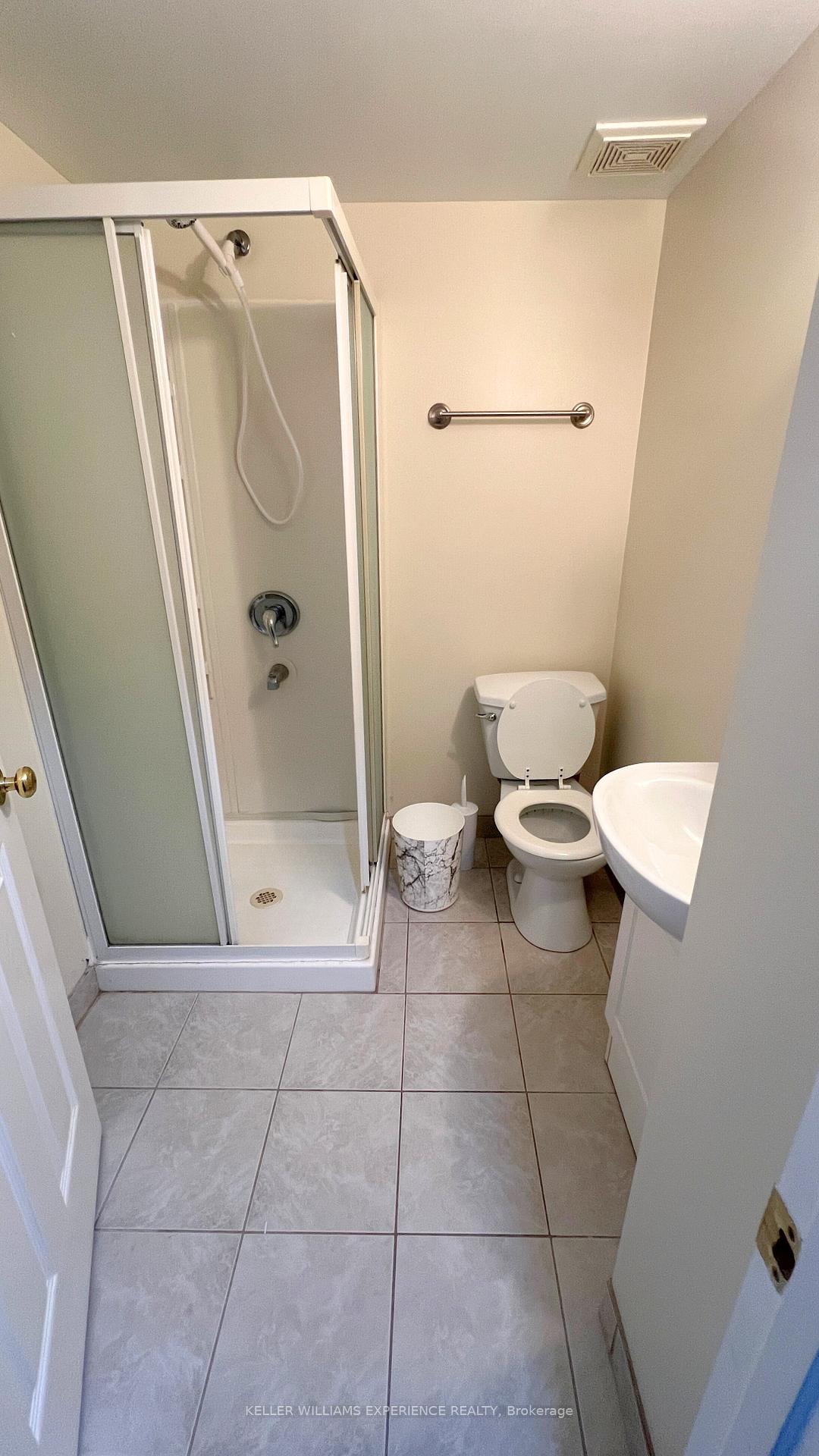 Photo 10 of 94 Stanley Street, Barrie, East Bayfield — HOMEH