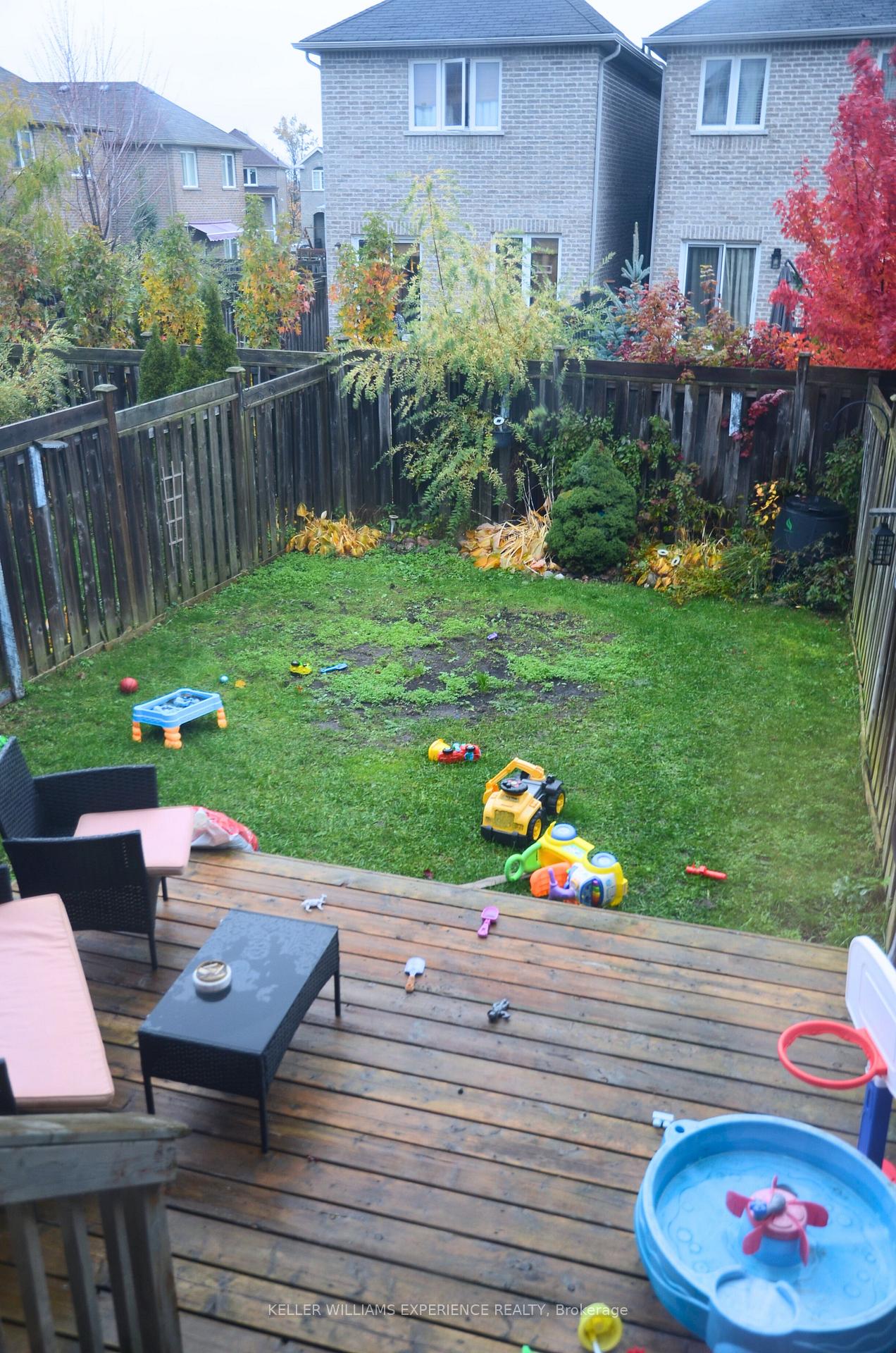 Photo 12 of 94 Stanley Street, Barrie, East Bayfield — HOMEH