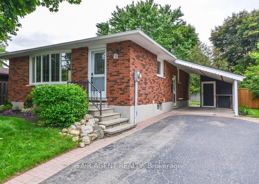 Photo 2 of 6 Lambert Crescent, Guelph, Dovercliffe Park/Old University — HOMEH