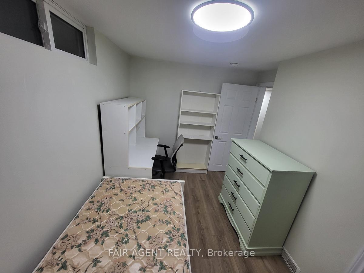 Photo 30 of 6 Lambert Crescent, Guelph, Dovercliffe Park/Old University — HOMEH