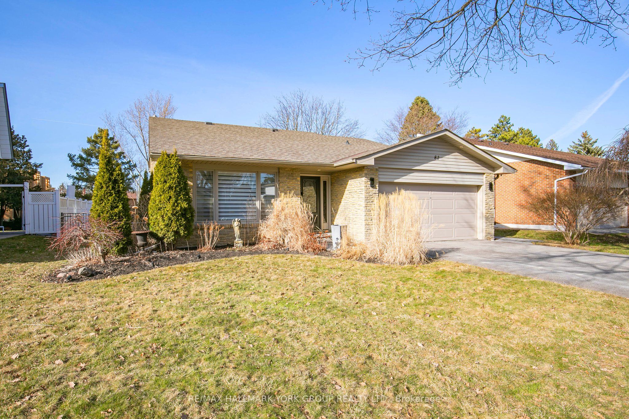 Front of 82 Fairway Drive