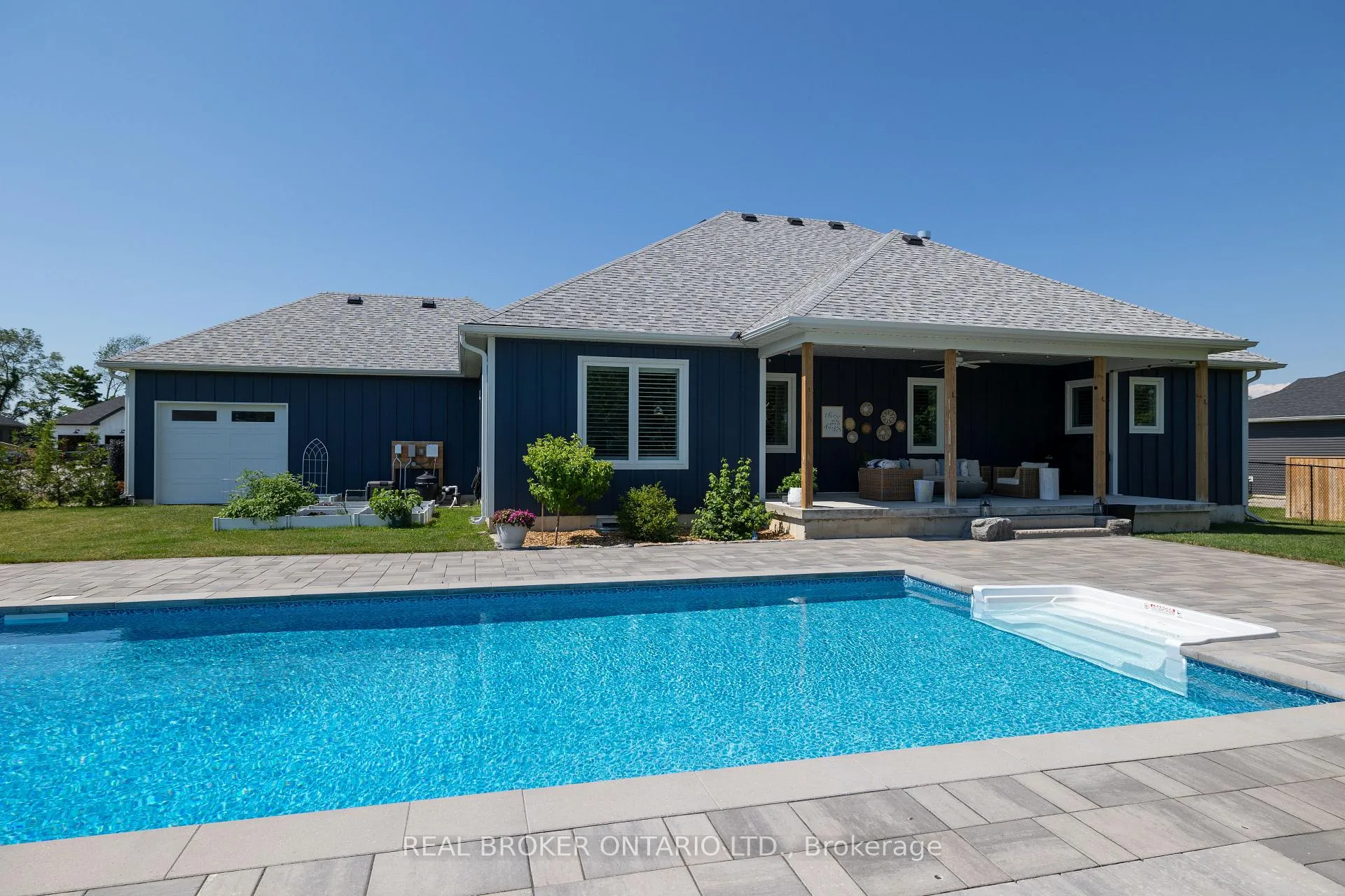 Photo 25 of 19 Cheslock Crescent, Oro-Medonte, Warminster — HOMEH