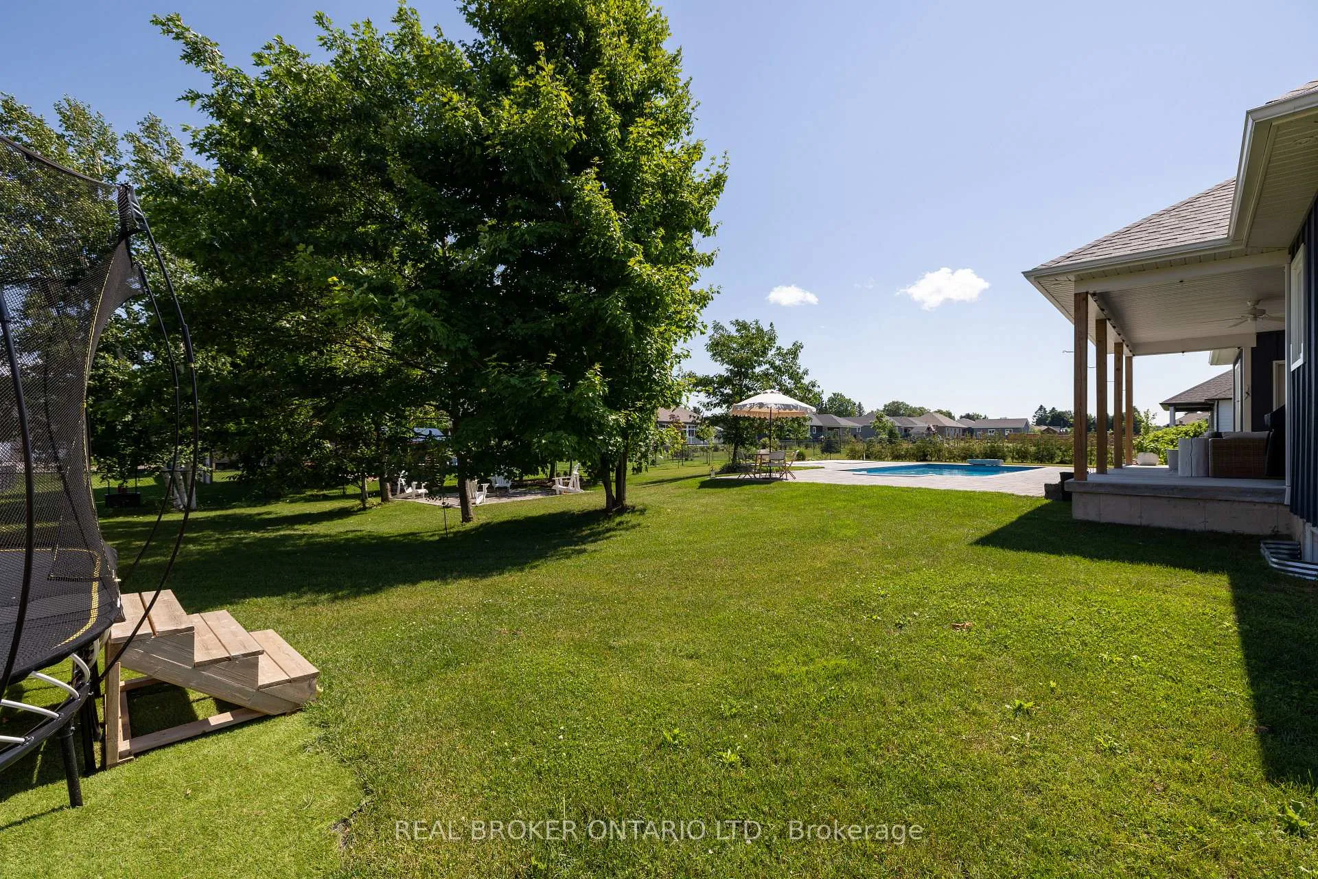 Photo 35 of 19 Cheslock Crescent, Oro-Medonte, Warminster — HOMEH