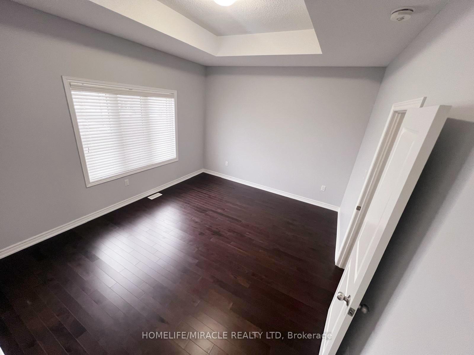 Photo 8 of 3 Brent Stephens Way, Brampton, Northwest Brampton — HOMEH