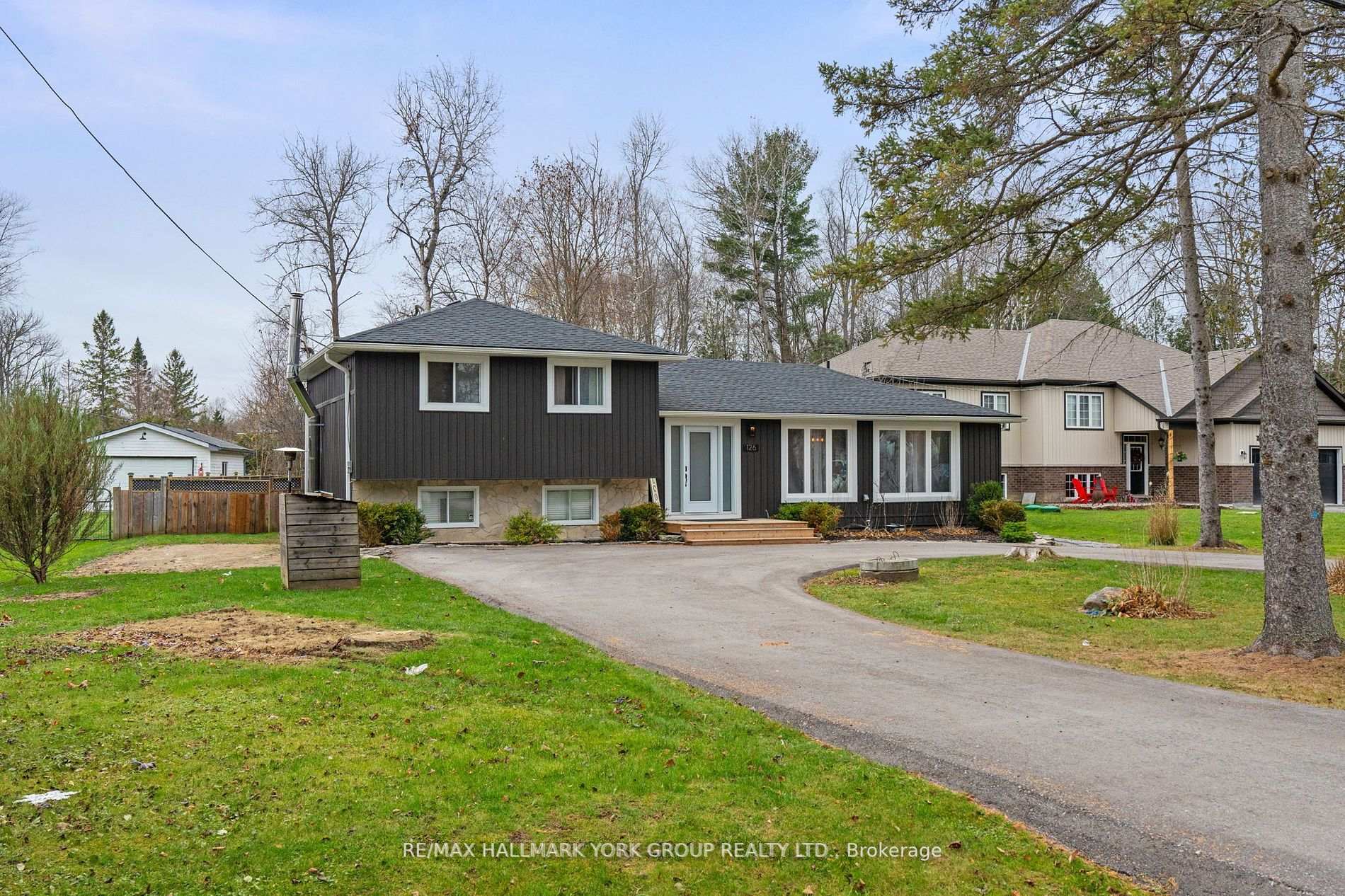 Front of 126 Pinecrest Road