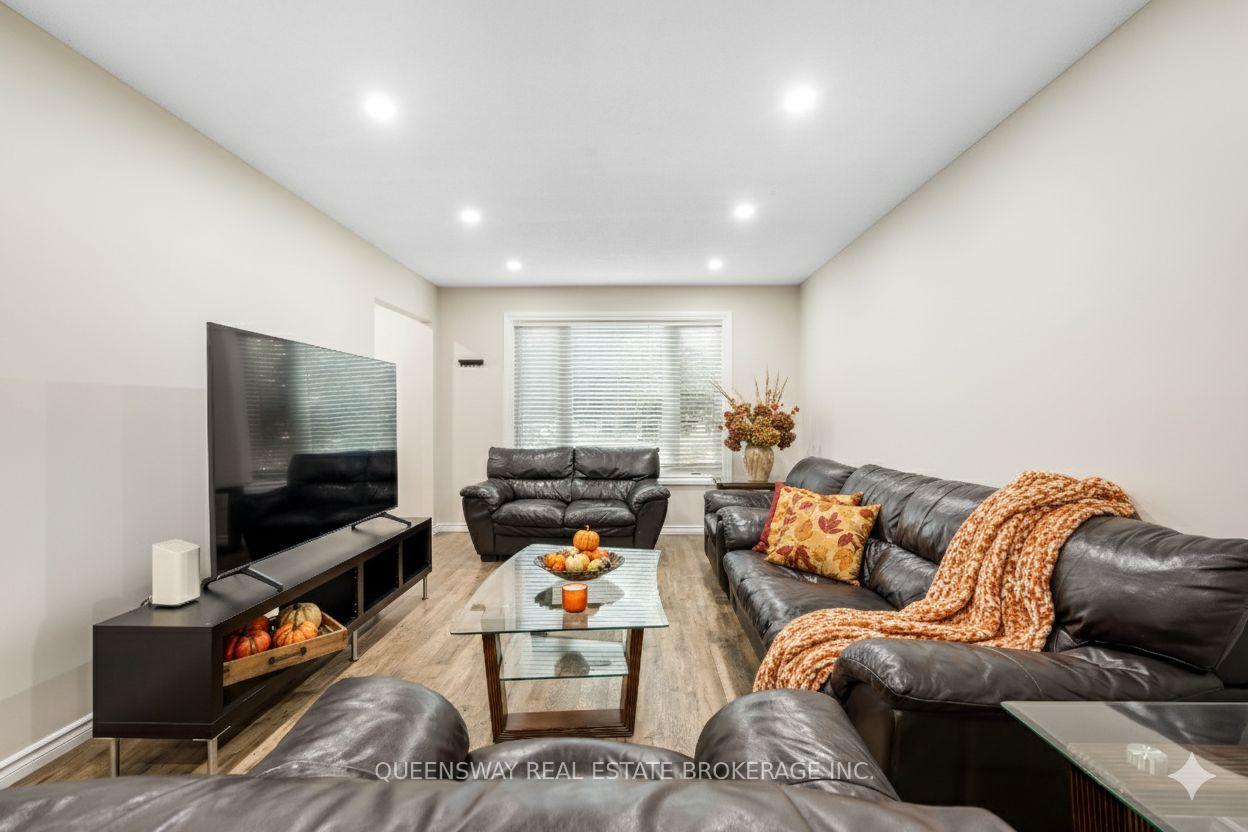 Photo 6 of 39 Garden Crescent, Hamilton, Burkholme — HOMEH