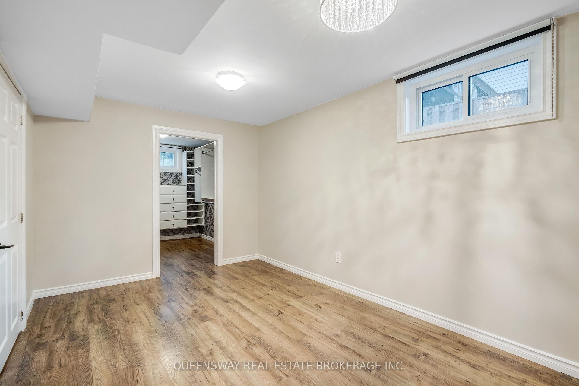 Photo 18 of 39 Garden Crescent, Hamilton, Burkholme — HOMEH