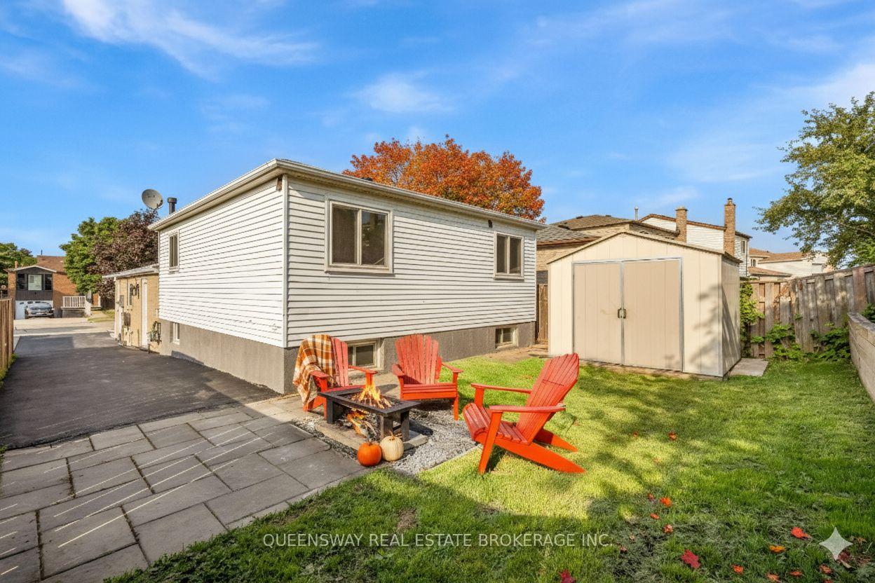 Photo 23 of 39 Garden Crescent, Hamilton, Burkholme — HOMEH