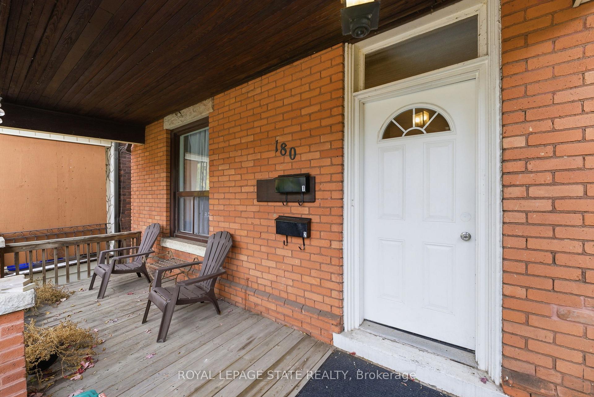 Photo 3 of 180 Emerald Street S, Hamilton, Stinson — HOMEH