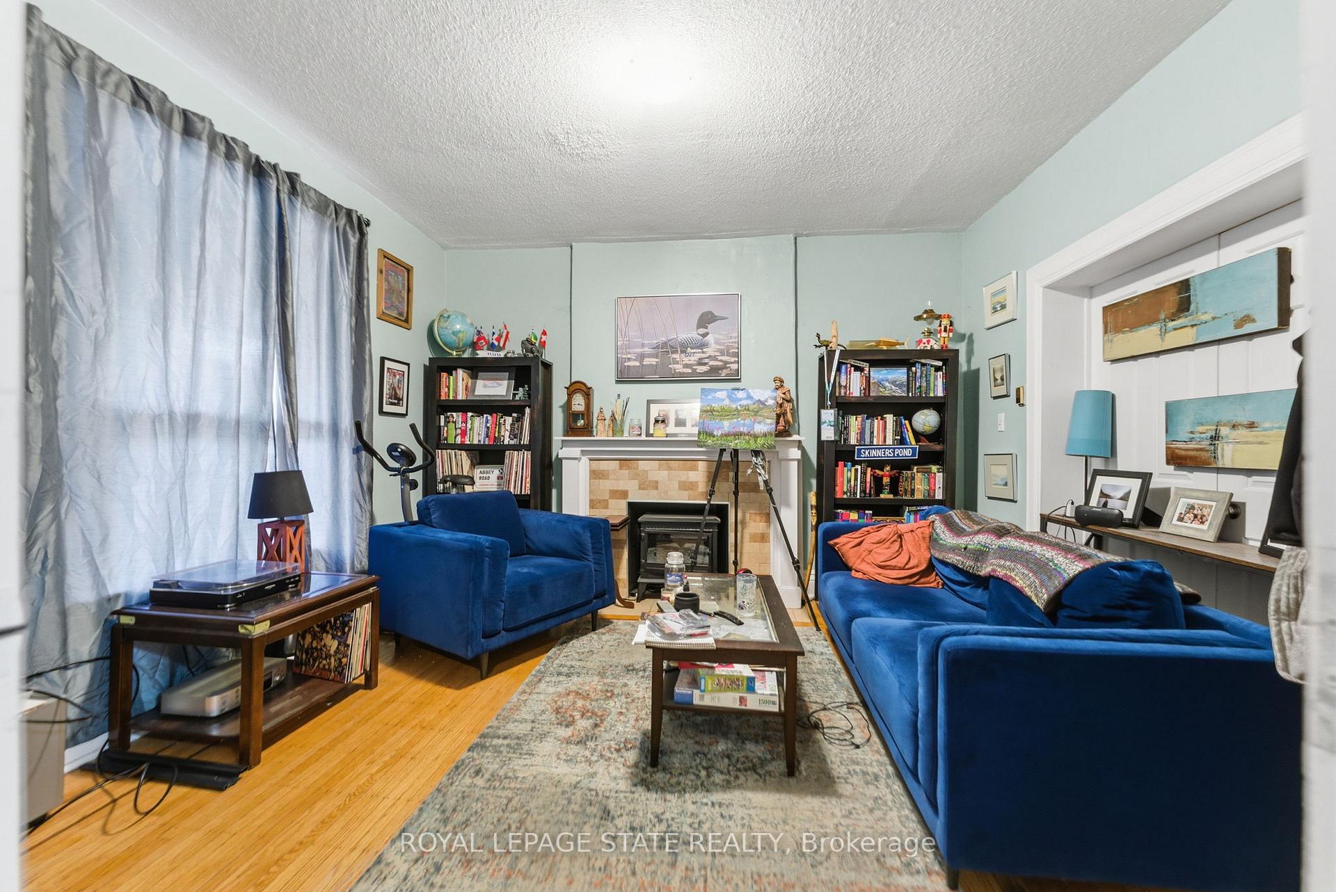 Photo 14 of 180 Emerald Street S, Hamilton, Stinson — HOMEH