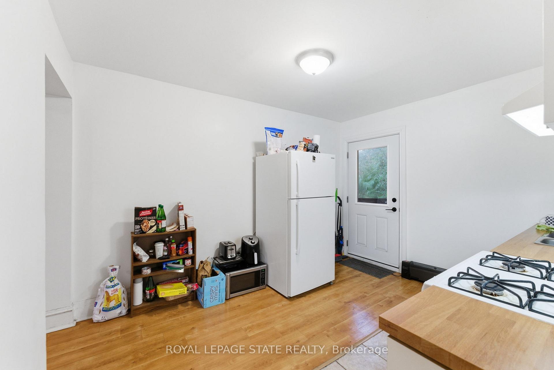 Photo 16 of 180 Emerald Street S, Hamilton, Stinson — HOMEH