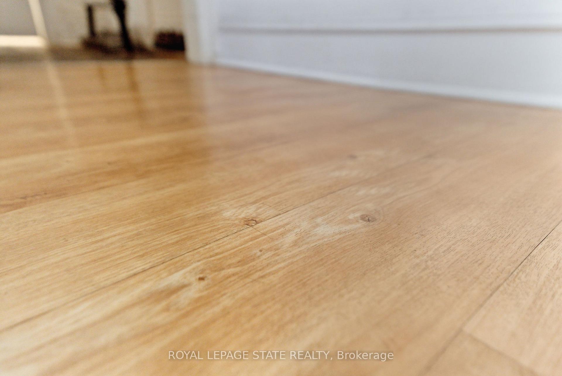 Photo 19 of 180 Emerald Street S, Hamilton, Stinson — HOMEH