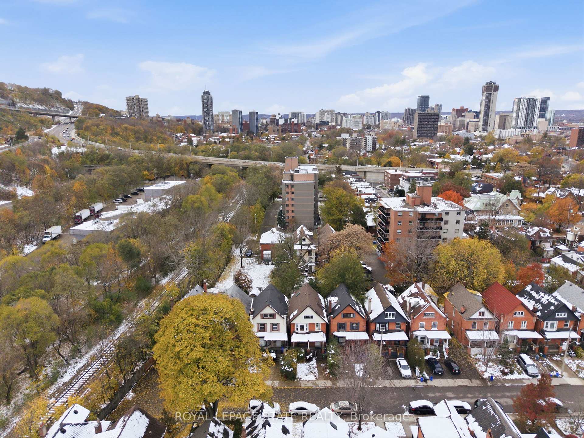Photo 40 of 180 Emerald Street S, Hamilton, Stinson — HOMEH