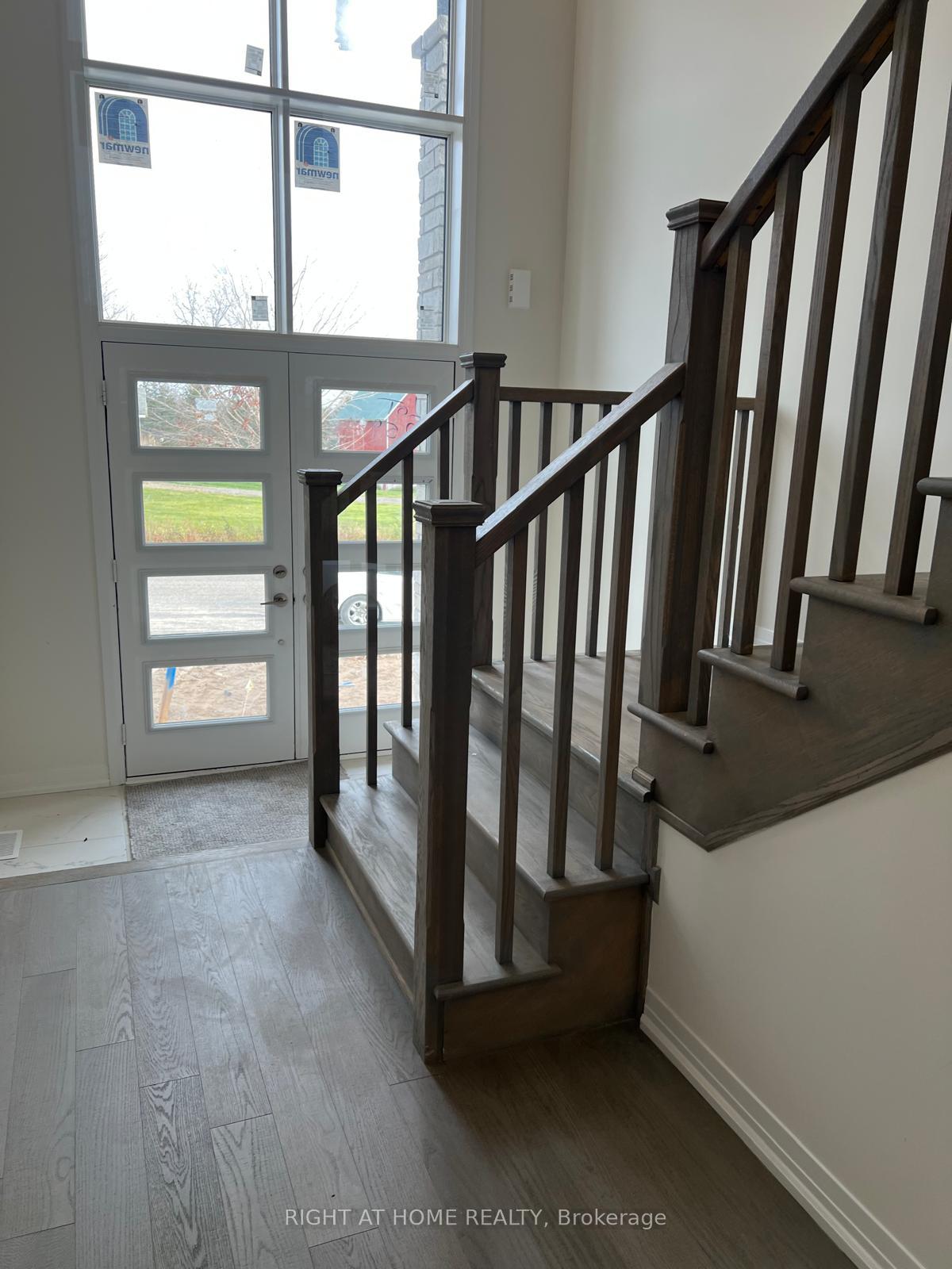 Photo 28 of 268 Pottruff Road, Brant, Paris — HOMEH