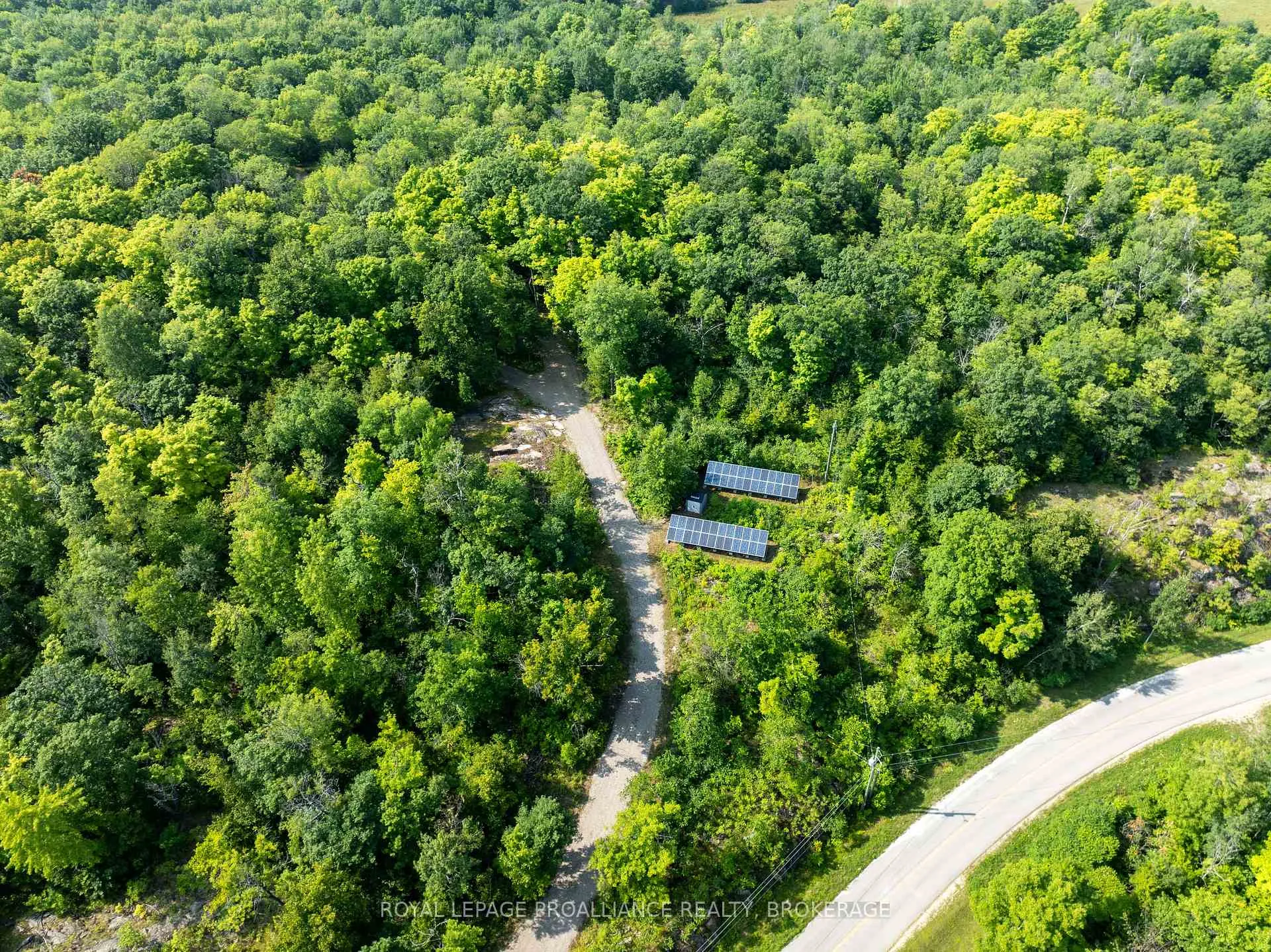 Photo of 572 Oak Bluffs Road