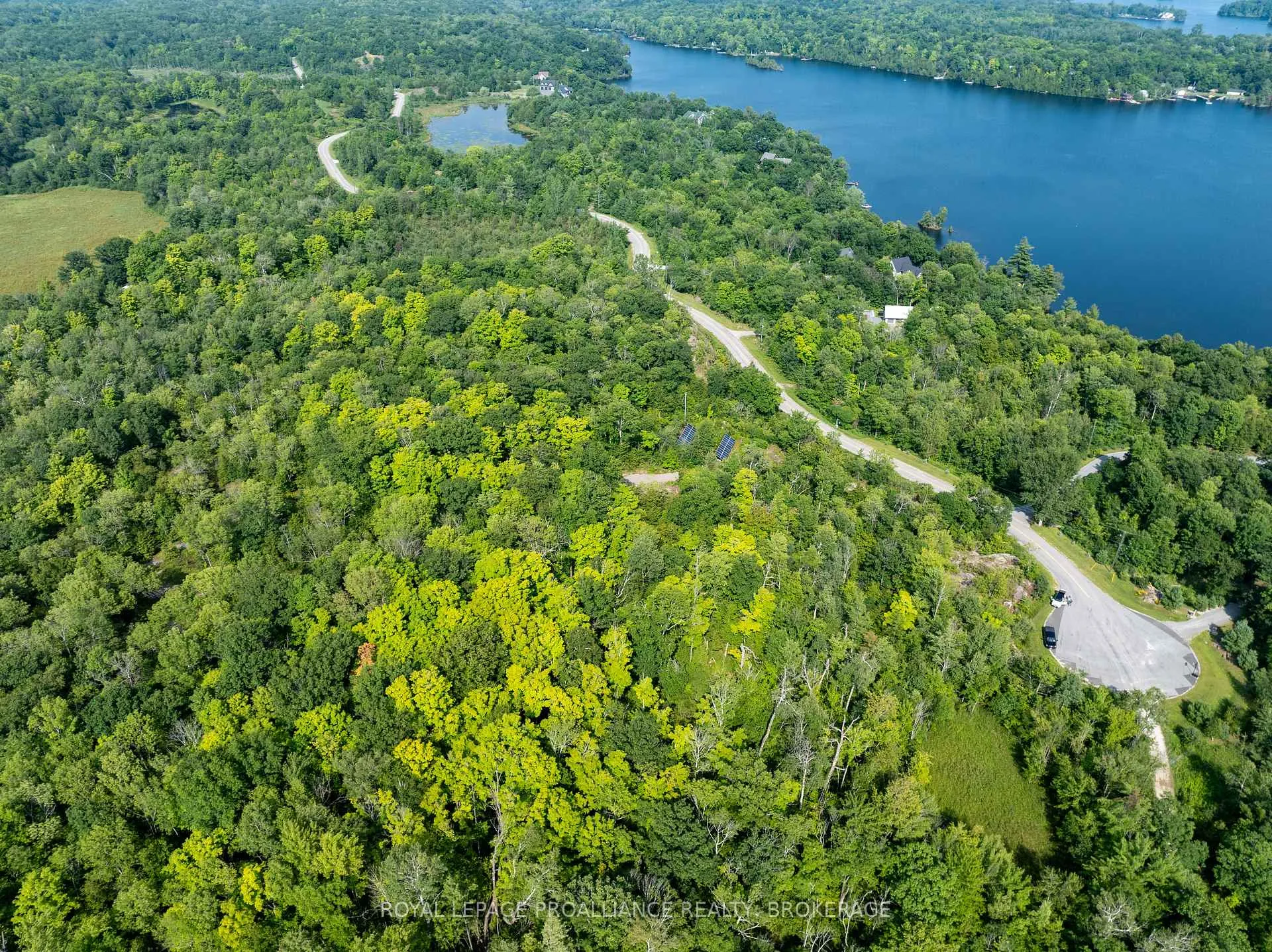 Photo 30 of 572 Oak Bluffs Road, Frontenac, Frontenac South — HOMEH