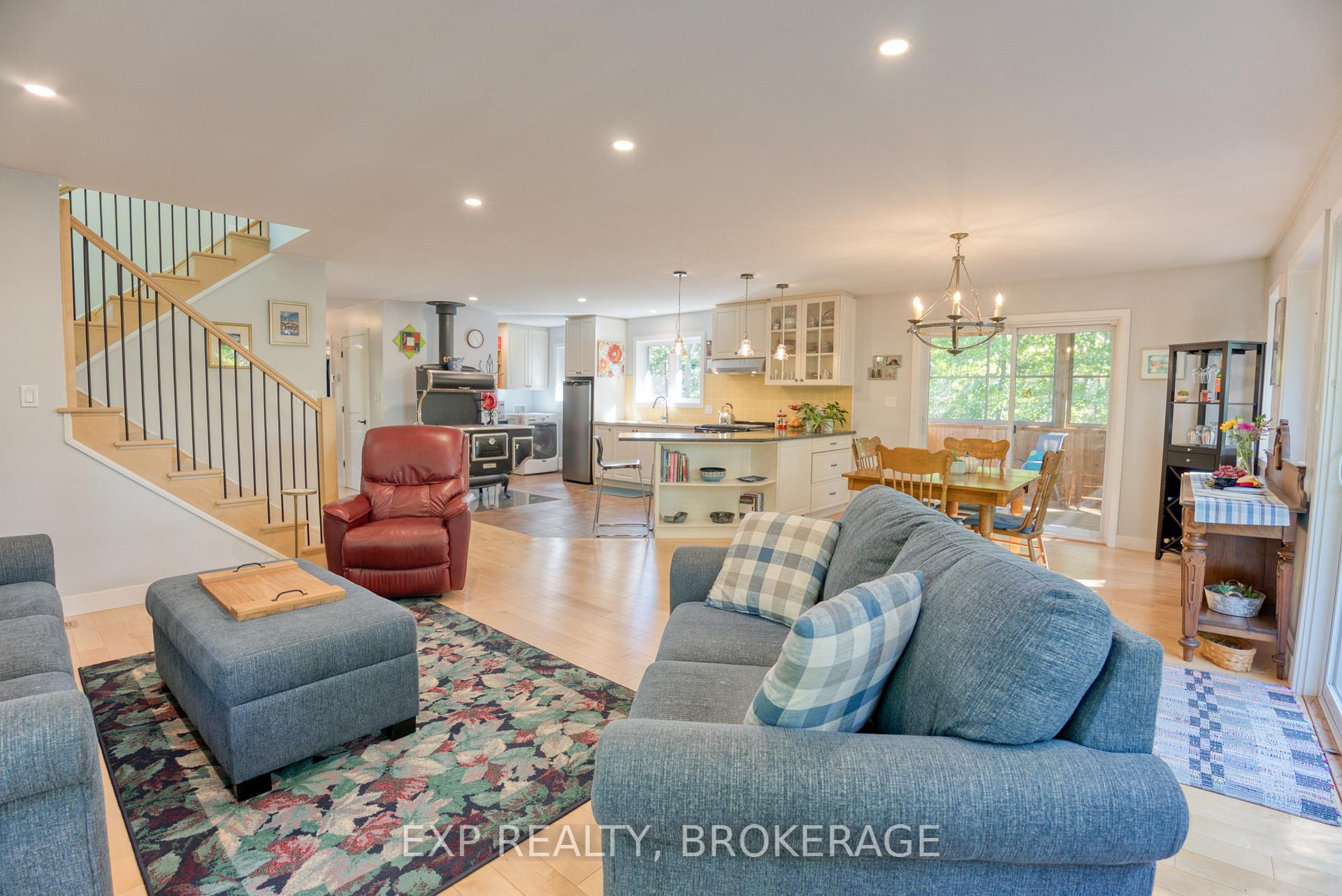 Photo 14 of 1506 Williams Lane, Frontenac, Frontenac Centre — HOMEH