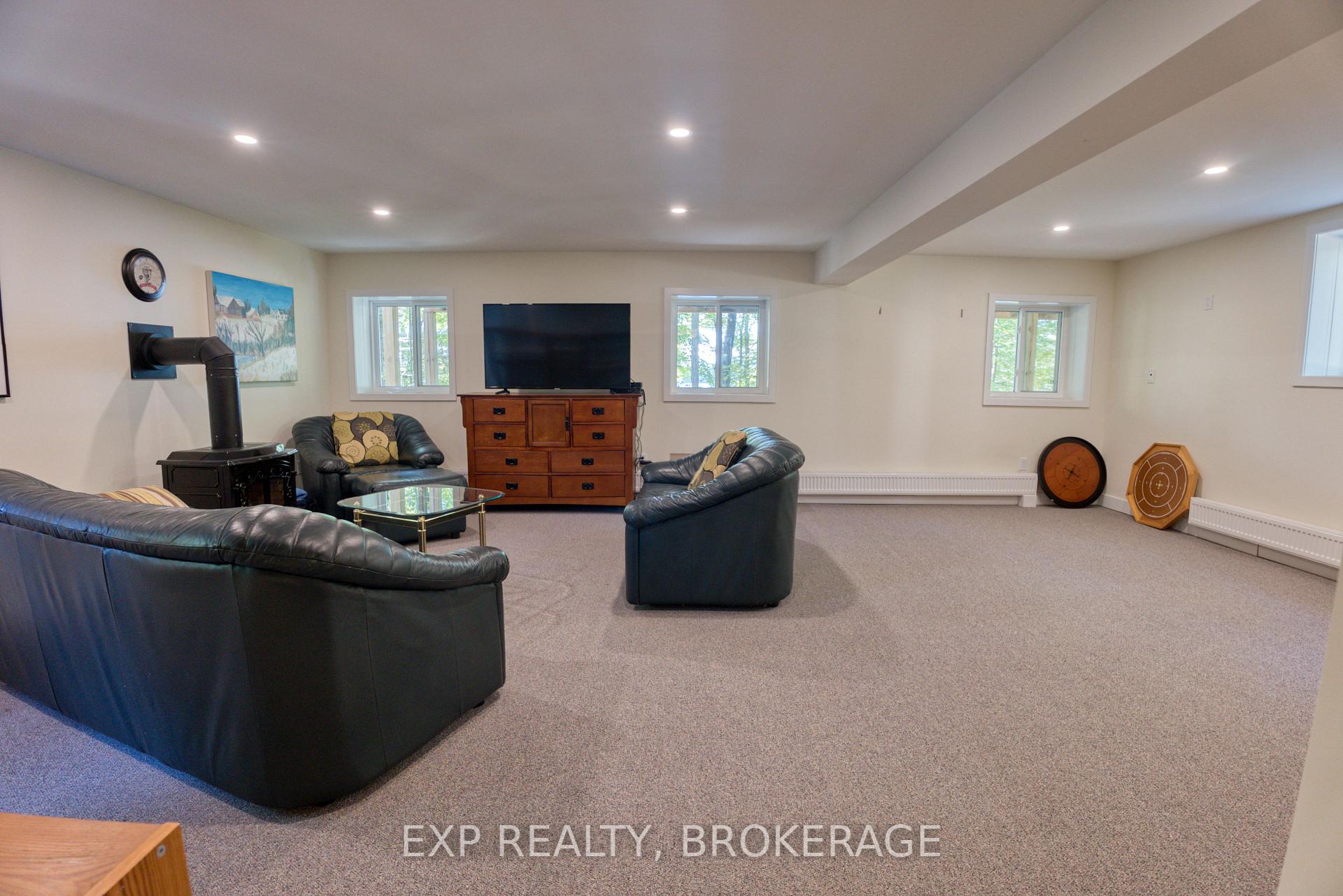 Photo 29 of 1506 Williams Lane, Frontenac, Frontenac Centre — HOMEH