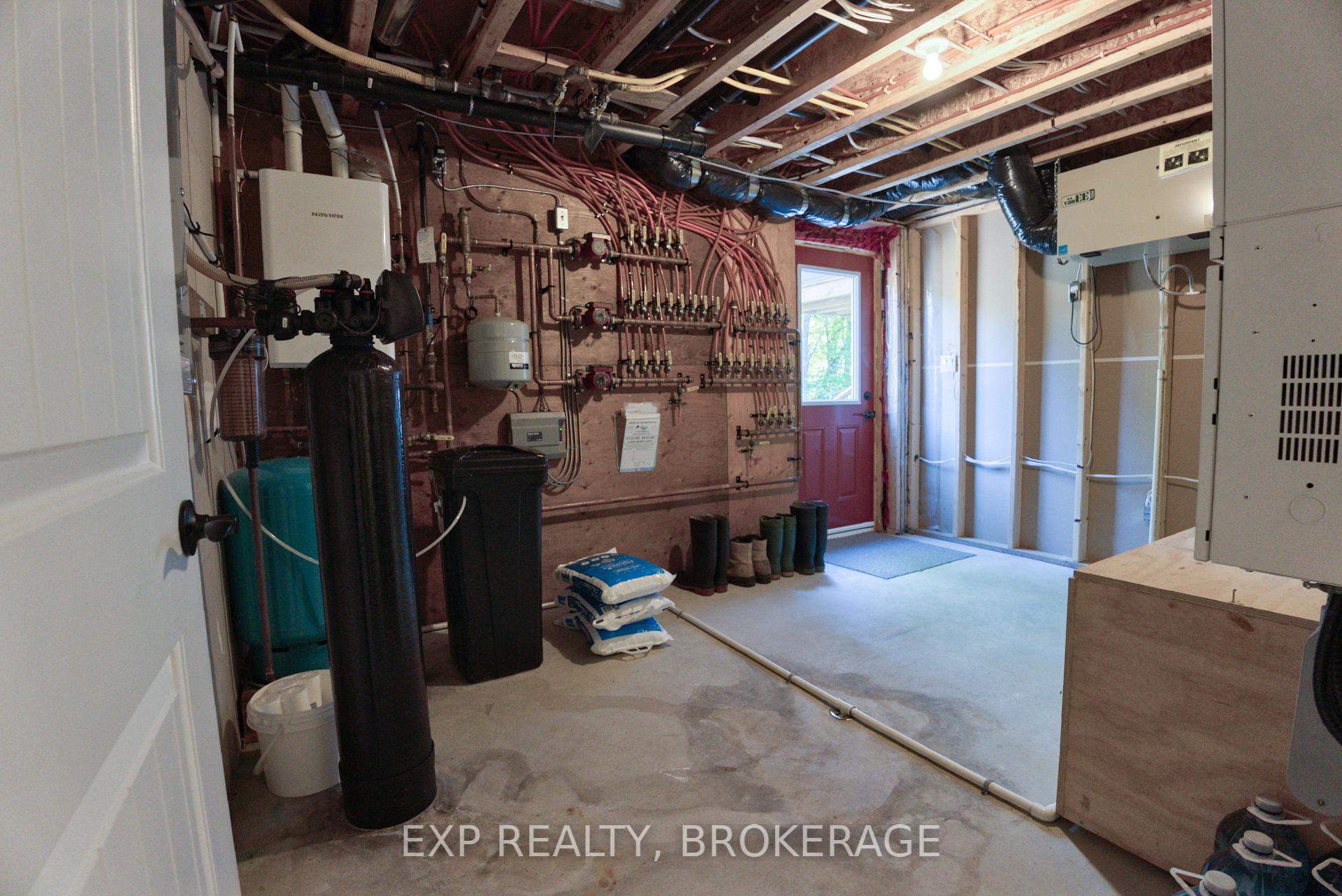 Photo 32 of 1506 Williams Lane, Frontenac, Frontenac Centre — HOMEH