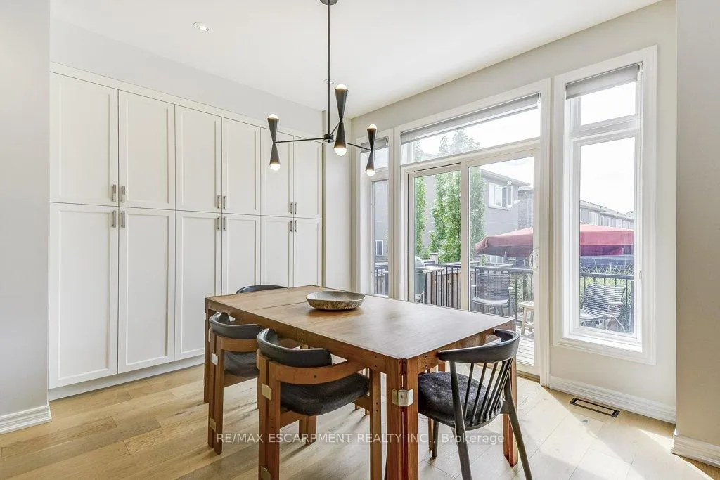 Photo 16 of 195 Painter Terrace, Hamilton, Waterdown — HOMEH