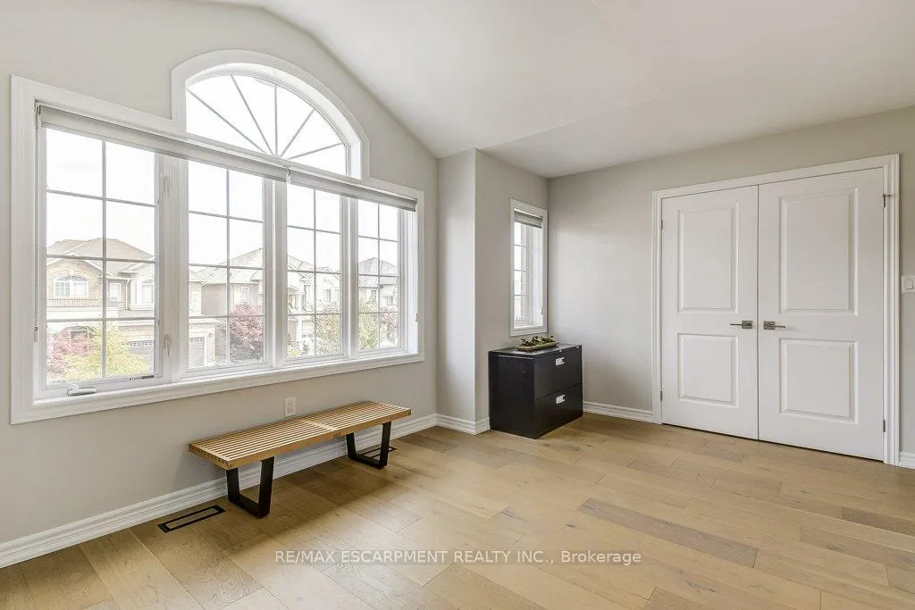 Photo 25 of 195 Painter Terrace, Hamilton, Waterdown — HOMEH