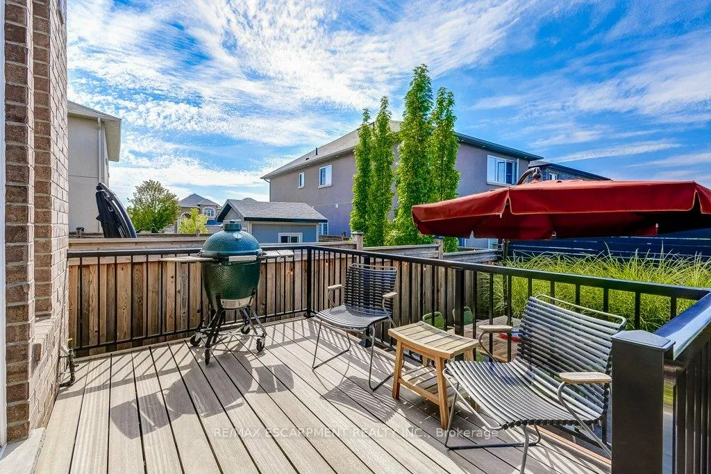Photo 31 of 195 Painter Terrace, Hamilton, Waterdown — HOMEH