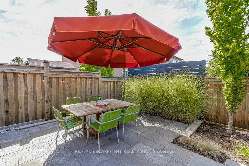 Photo 34 of 195 Painter Terrace, Hamilton, Waterdown — HOMEH